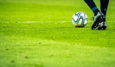 مشاهدهمباراهليفربولوتوتنهامالانمباشر