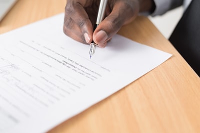 حلامتحاناتكتابالمعاصرتالتهاعداديانجليزيبسهولة